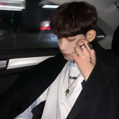 霸气高冷到爆的头像男不合你的口味就换一波吧