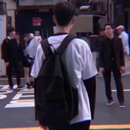 qq头像背影男生,我终于可以放手了