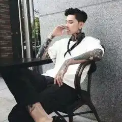 万人敬仰迷人曲
