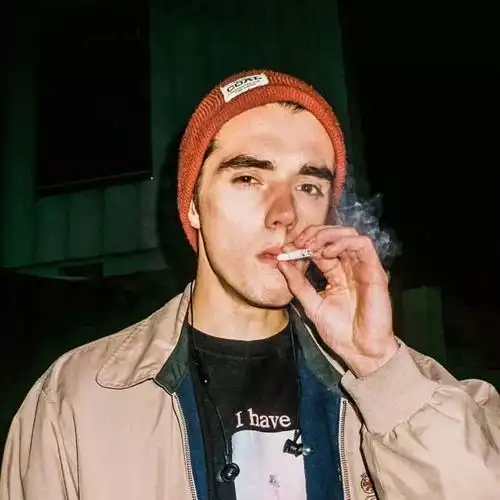 提升自己运气的头像男生