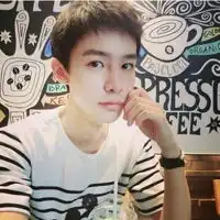很大胆潇洒的男生头像风雨遮掩不住你阳光的气质男生头像