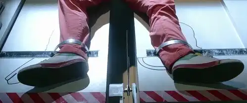 欺负女生表情包gif开心