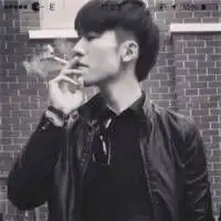 色彩的身后就是无法磨没的黑白
