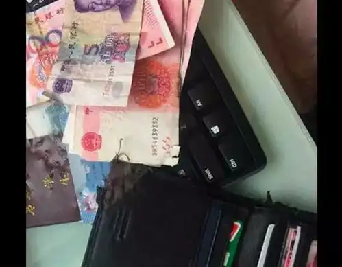 钱包只有一块钱表情包我