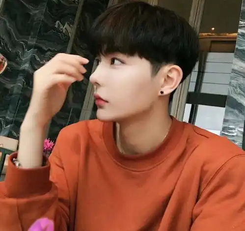 很酷很酷的男生头像女生
