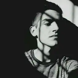 求qq头像