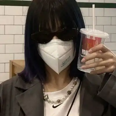不明显的情头顾沈辞