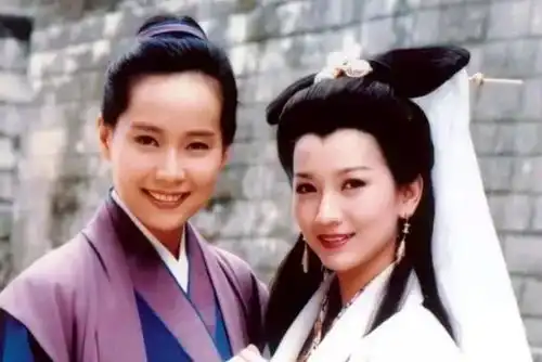 司藤大结局,司藤被白英打回原形,秦放恢复为人忘却前尘