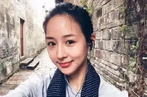 长成这样竟称娱乐圈第一美女35岁的她,可是肌肉型男彭于晏心目中的女神