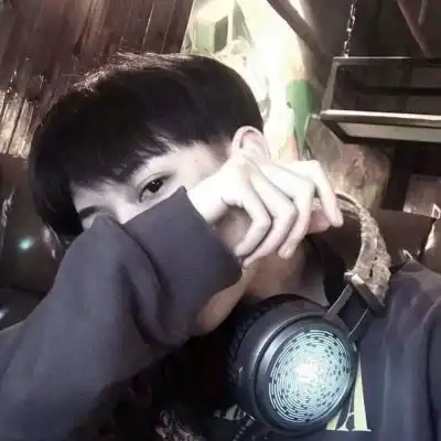 男生头像真人侧脸图片我们的感情不隔夜