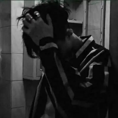 男生头像黑白酷帅真人遇到了纯情的男头一定要换上