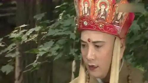 西游记看到八戒手里破损的经书,唐僧的表情更忧愁了