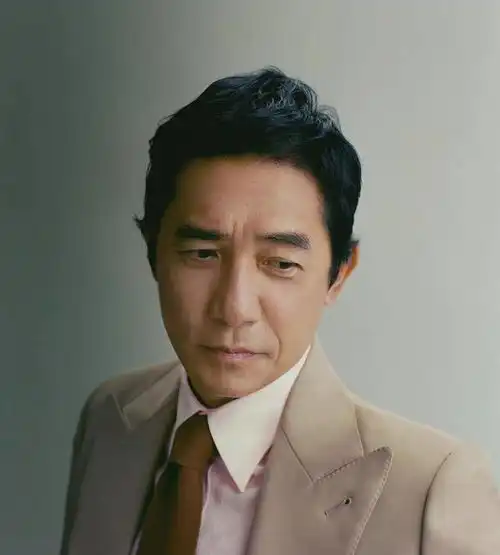 男生头像成熟稳重西装高