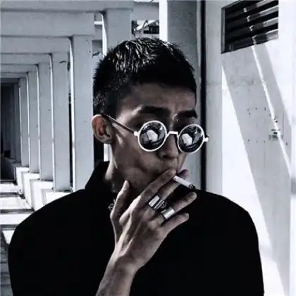 男生微信头像霸气超拽