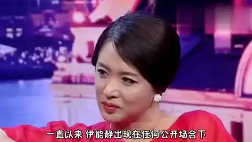 放飞自我伊能静素颜逛超市尽显疲惫,不顾形象当众挖鼻孔