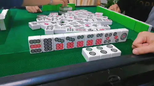 收藏表情包麻将