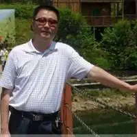 男生真实生活照头像图片