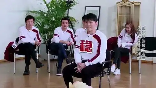 整蛊道具对李晨无效,围观者的反应,能生成一堆表情包