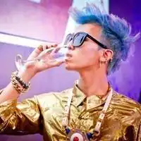 个性范男生qq头像在喜欢你的每一天里被你喜欢2