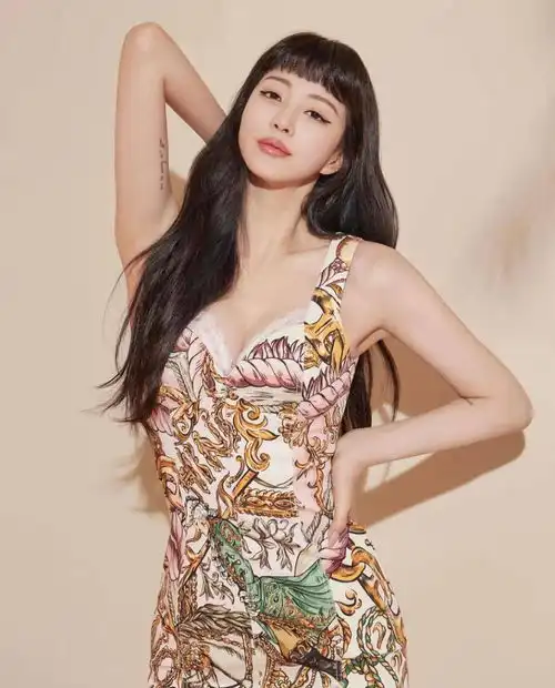 韩国萧亚轩是如何用发型减龄的