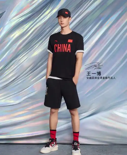 不愧是内娱百草枯,这代言毒奶程度,可以和成龙媲美了