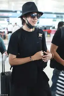 陈坤全黑look痞帅少年范为粉丝签名显亲和