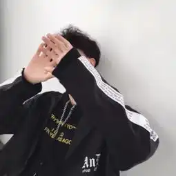 寂寞孤独的男生头像一个人的伤