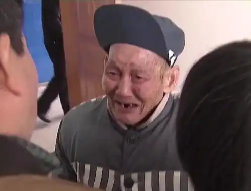 七旬老人杀死弟弟坐牢16年,侄子不计前嫌愿赡养出狱后的孤寡大伯