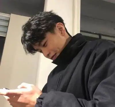 男生女生都喜欢的招桃花男生头像