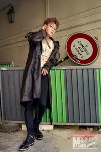 黄子韬初秋写真曝光秋装look酷帅阳光