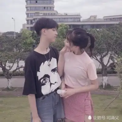 班主任透漏早恋的学生,一般会买3样东西,看破不说破