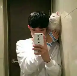 闺蜜基友头像专期左看是你,右看还是你