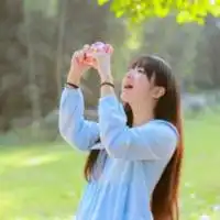 忘记你我做不到意境女生qq头像