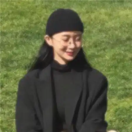 扣扣男生西装墨镜头像情