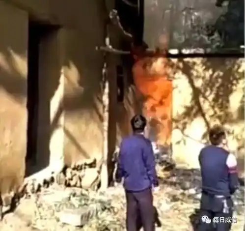心痛网曝云南永善村民有灭火器不懂使用,9岁男童被活活烧死