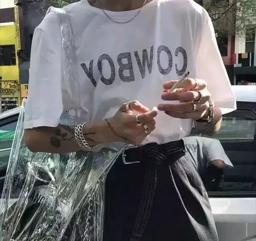 头像合集你总要一个人扛过所有的难