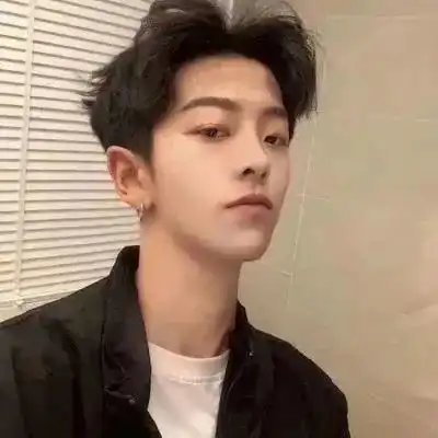 男生头像成熟稳重大叔真