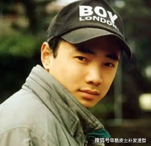 脱口秀大会孟川吐槽老板一九分发型,却意外中伤徐峥,郭京飞也太笋了