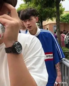 撞脸吴磊陈冠希的d音小奶狗男友,2个月涨粉200w比蔡徐坤还会撩