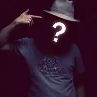 急需一张拿枪的欧美男头像