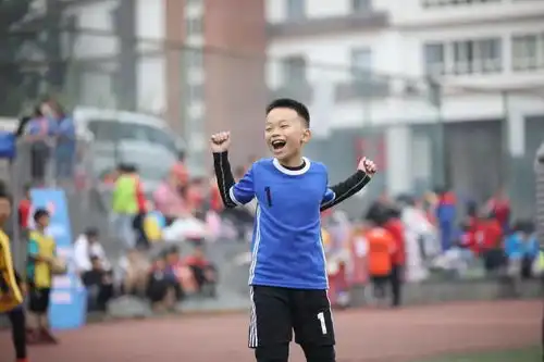 爱成都迎大运运动成都成都市第七届全民健身运动会2020年成都市中小学生排球冠军赛小学组顺利结束