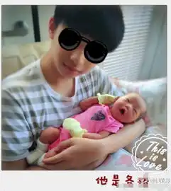 伊能静为女儿制作表情包祝贺孙杨摘金