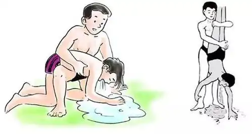 夏季儿童溺水事件频发,急救须知要先做人工呼吸而非控水