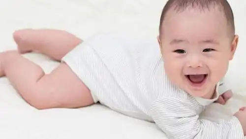 宝宝为啥会有如此丰富的表情看懂宝宝的表情,才能读懂婴语