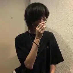 微信男生头像颓废丧系很酷的伤感男生头像大全