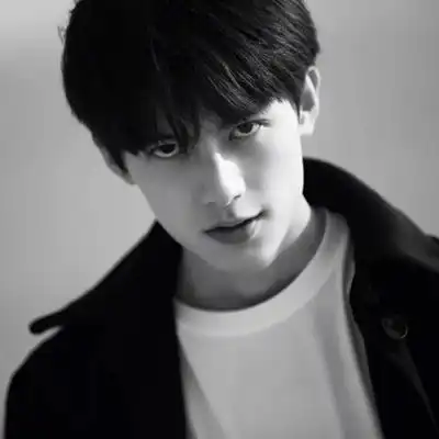 很酷很酷的男生头像真男