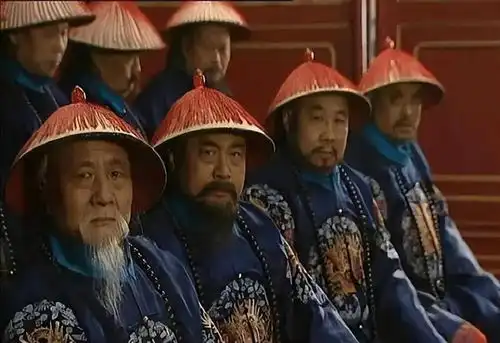 故事雍正向大臣索贿,却被大臣拒绝,雍正登基后,大臣官升6级