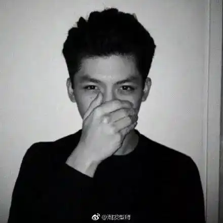 求求你们别再说男生2.8分发型不好看了