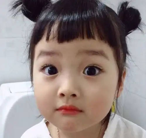 是谁毁了小马云儿童网红火爆的背后是孩子们畸形的童年