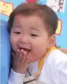 我看了三十遍jyp新女团的预告片,终于把她们的出道妆容扒出来了